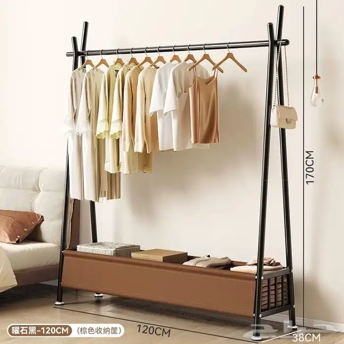 ستاند تعليق ملابس حديد وجلد 0