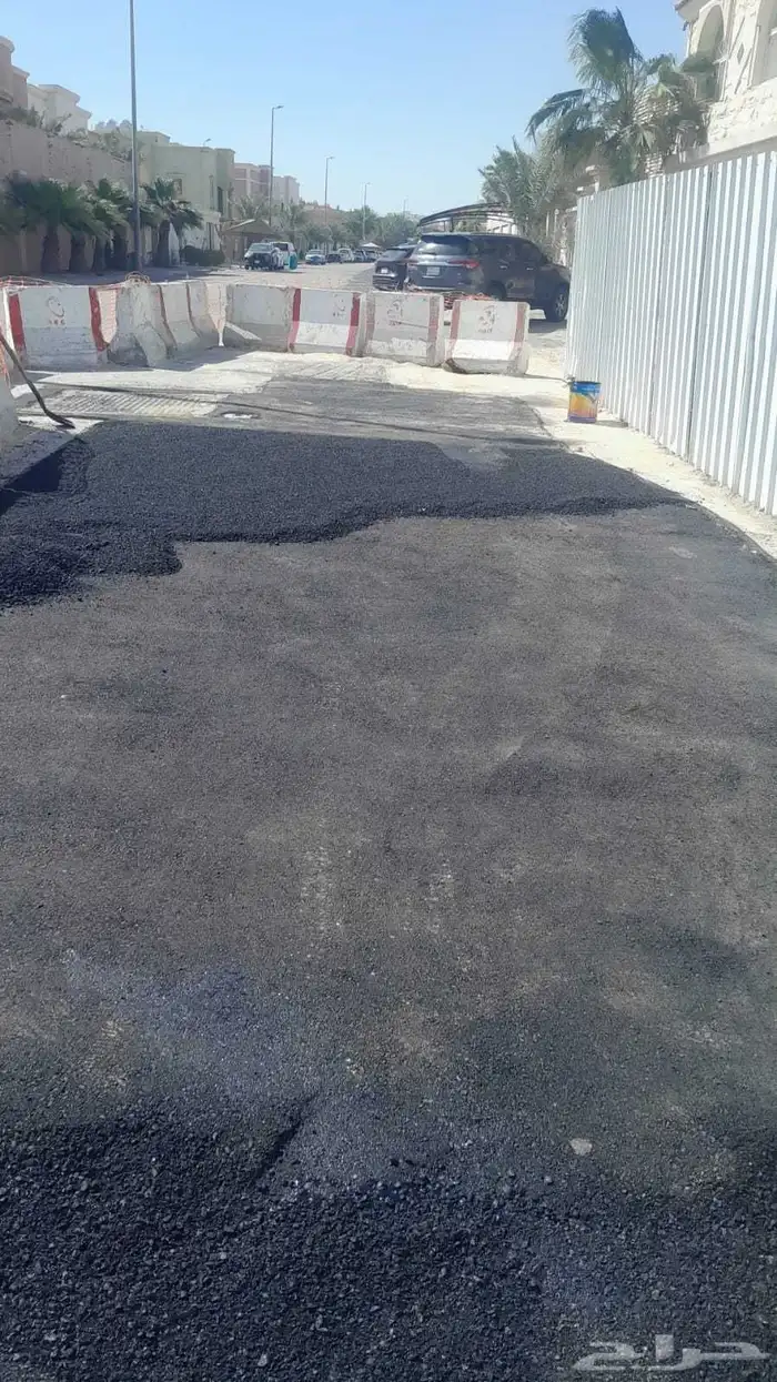 ازفلت أعمال الأسفلت وتخطيط الطرق 1