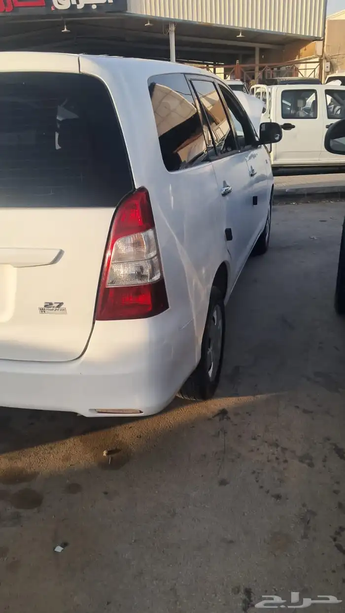 تويوتا انوفا موديل 2014 3