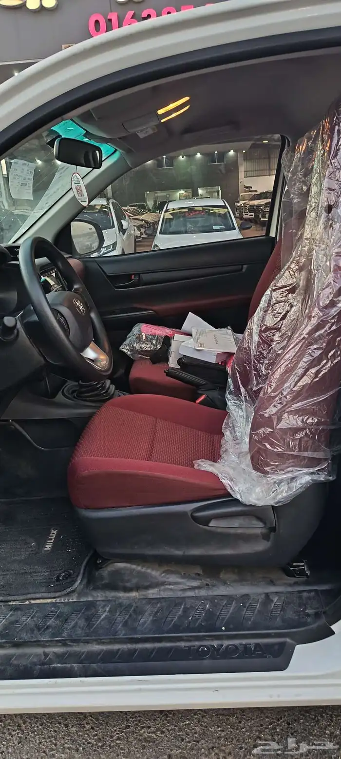 تويوتا هايلكس GL موديل 2025عداد 13الف ديزل 5