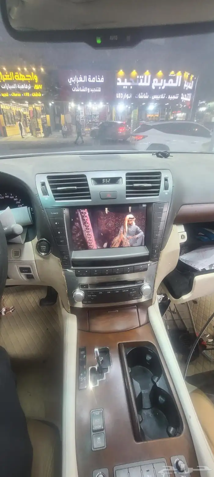 شاشة لكزس LS 2012 مع تغيير كيمرة الوكالة 1