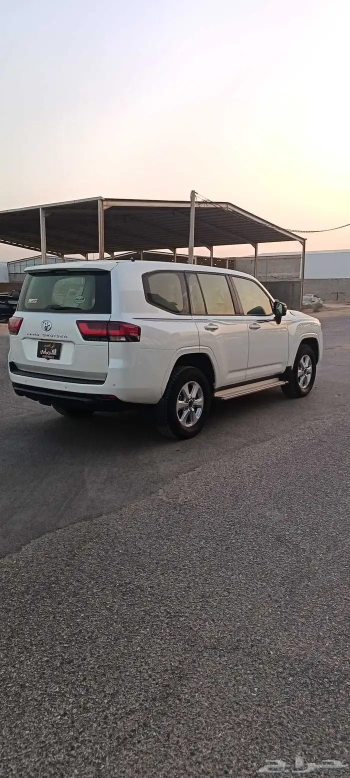 تويوتا جى اكس ار L1 موديل 2024عداد 80الف ديزل 3