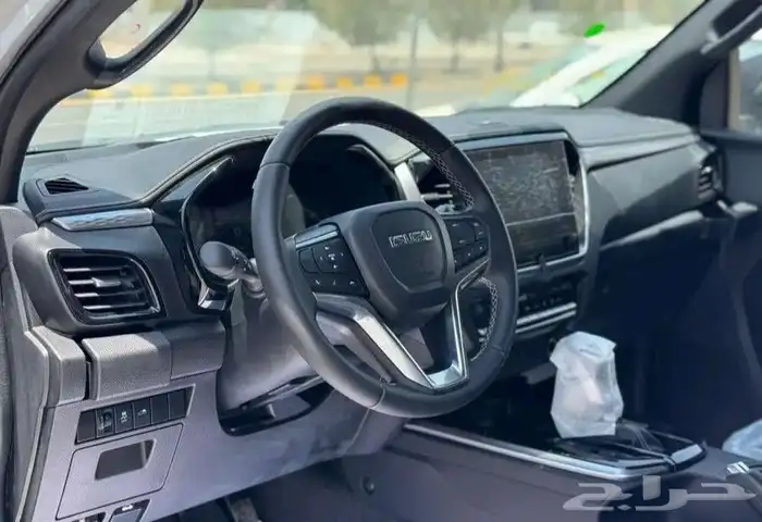 ايسوزو ديماكس LS فل كامل 2025 6