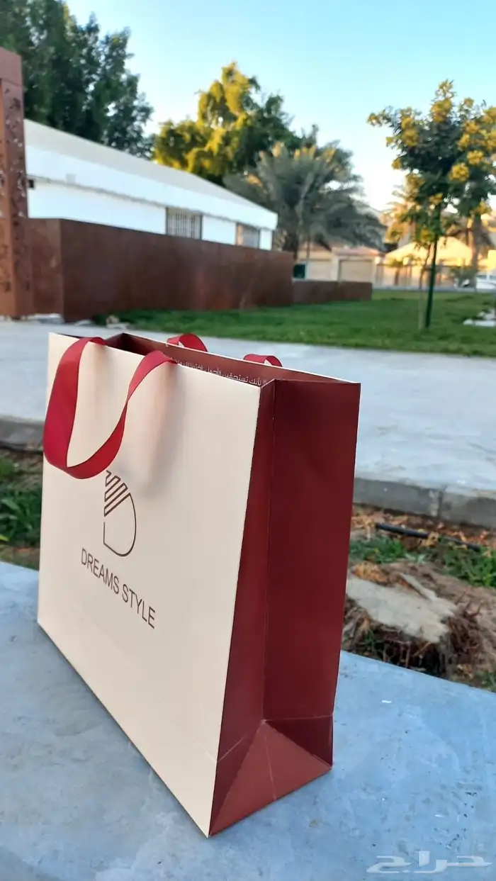 أكياس حسب الطلب بوكسات إكسبلور فولو عبايات_سوداء عبايات 1