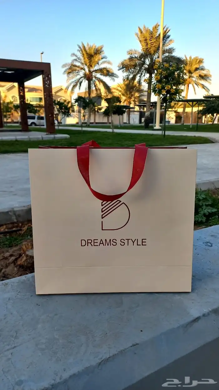 أكياس حسب الطلب بوكسات إكسبلور فولو عبايات_سوداء عبايات 0