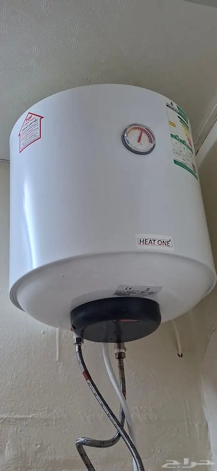 سخانه 50 لتر جديد استخدام 4 شهور فقط جديد مع غساله 17 كيلو 0