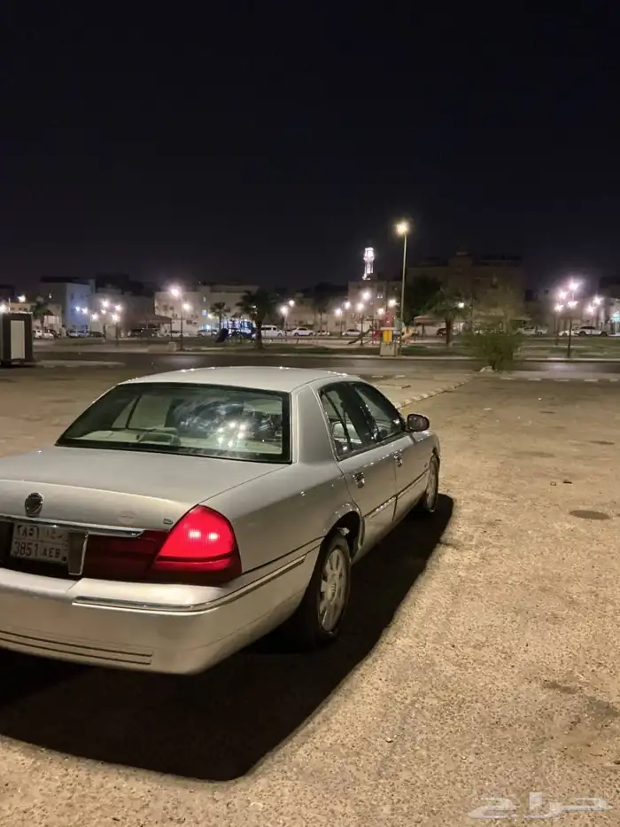 فورد جراند ماركيز 2003 2