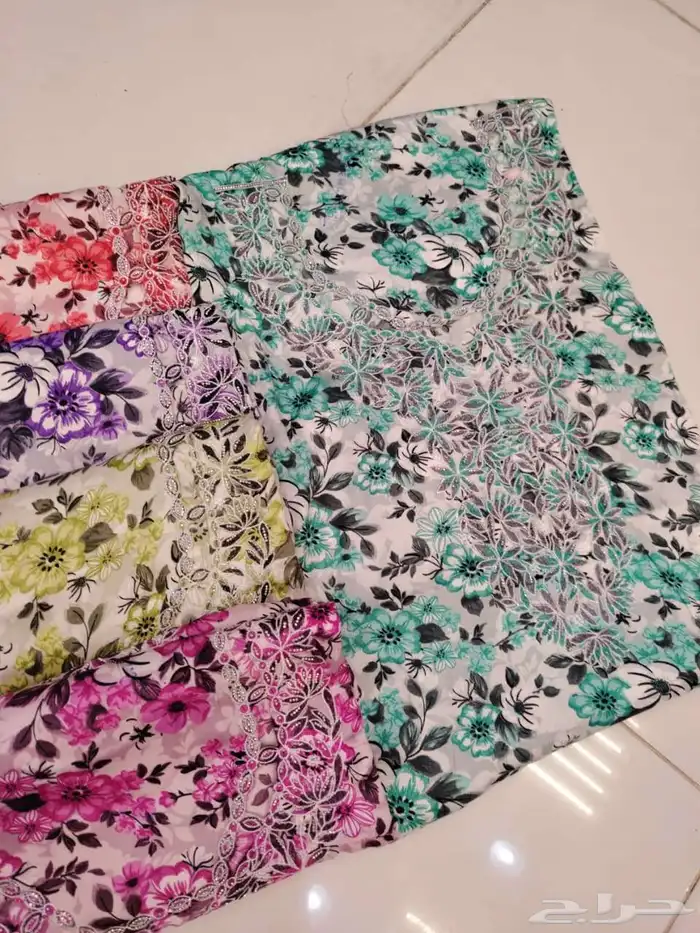 مخاوير قطع غير مخيطة تطريز على الصدر والاكمام 1