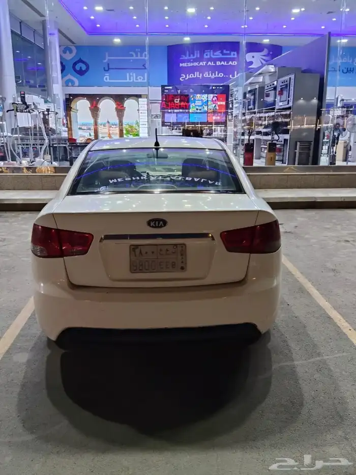 سياره كيا سيراتو 2011 ماكينه موضبه السيارة راشه كامل بالخارج 2