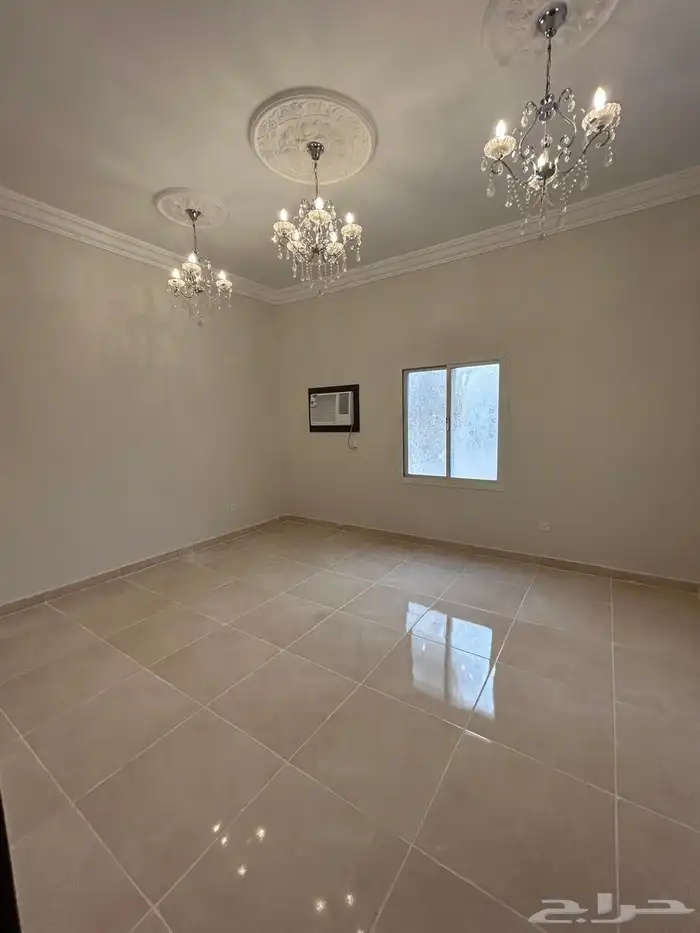 شقة للايجار 5 غرف مكيفات راكبة _ حي الفلاح مع الحمدانية 8