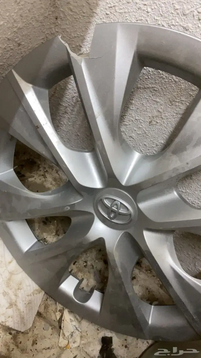 طيس كورلا 2015 الاصليه بختوم الوكاله من الداخل 1