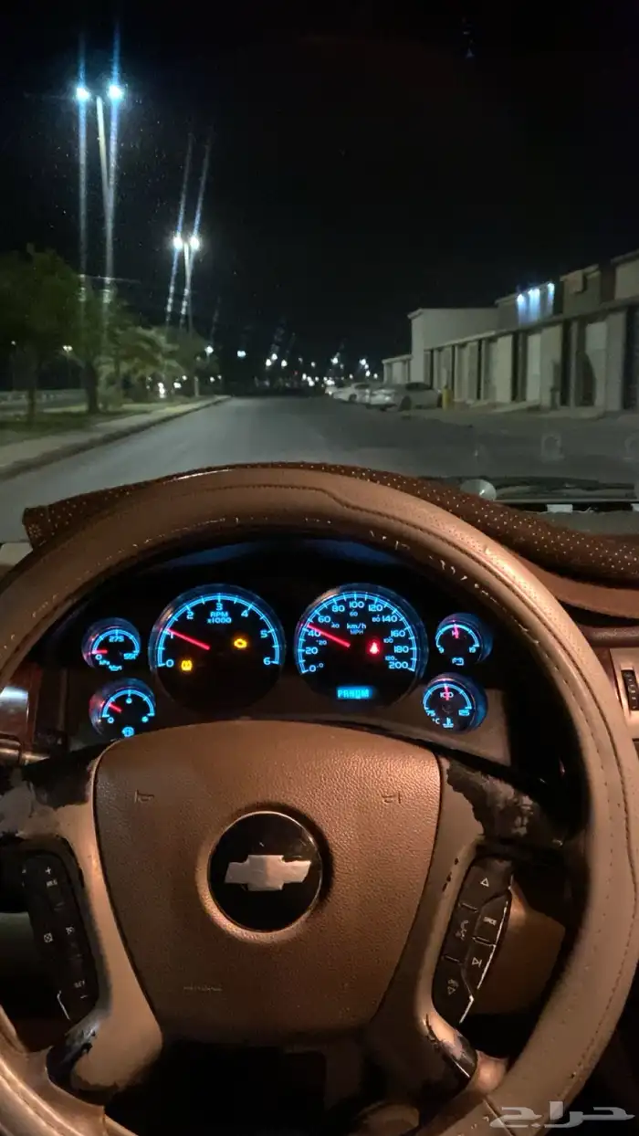 تاهو اسود ملكي 9