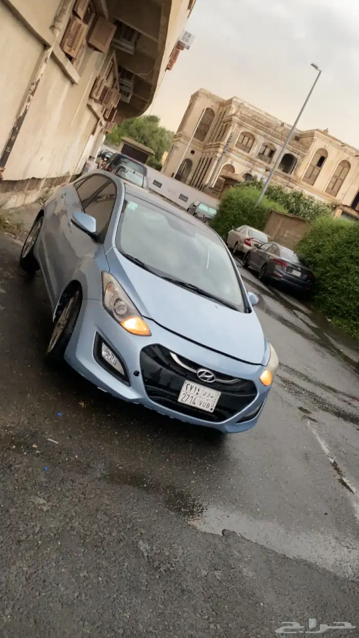 سياره اي ثري سيدان 2013 5