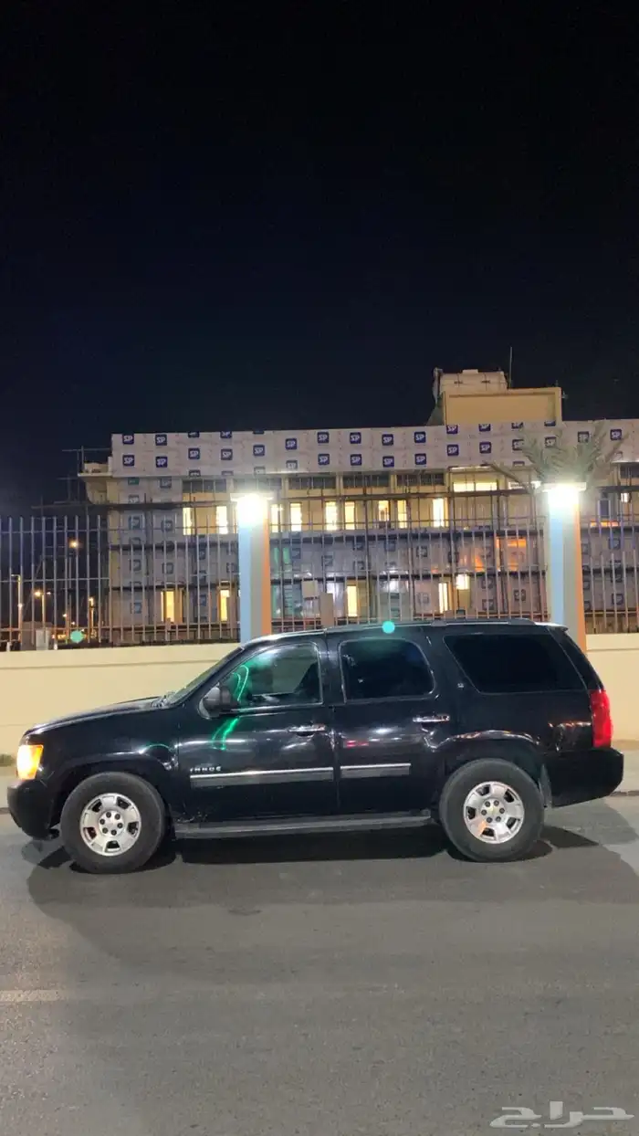 تاهو اسود ملكي 0