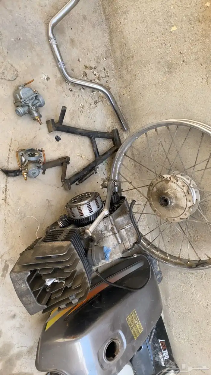 قطع اكس مية للبيع أمورها طيبه 1