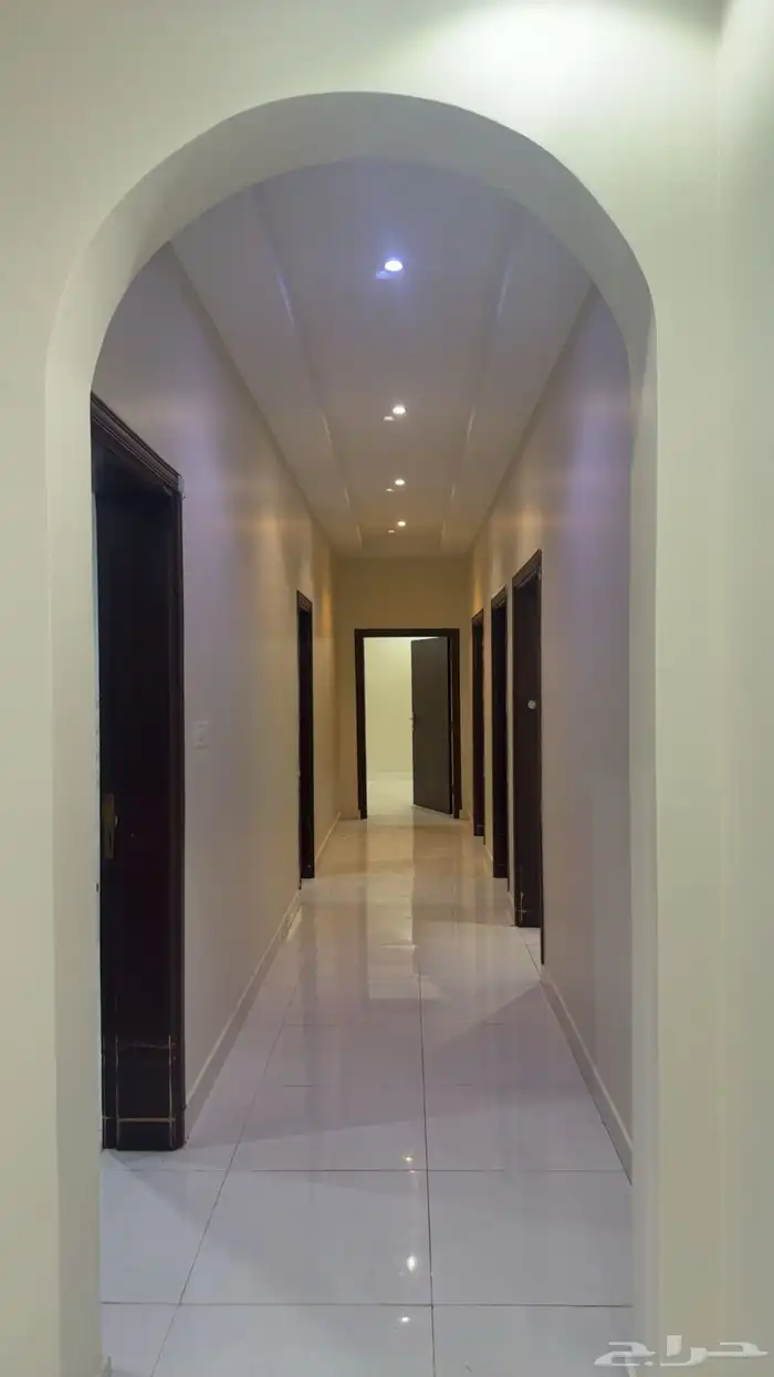 شقه 3 غرف وصاله ودورتين مياه وغرفة غسيل بحي الصالحية بجدة 10