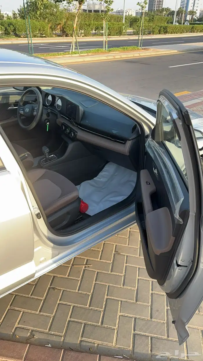 اكسنت وكالة نظيفة جدا 5