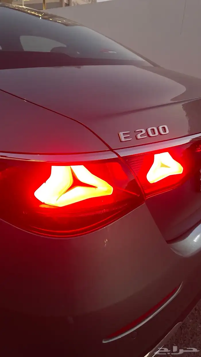مرسيدس E200 2025 عداد 5 آلاف km ضمان الجفالي الى 2027 33