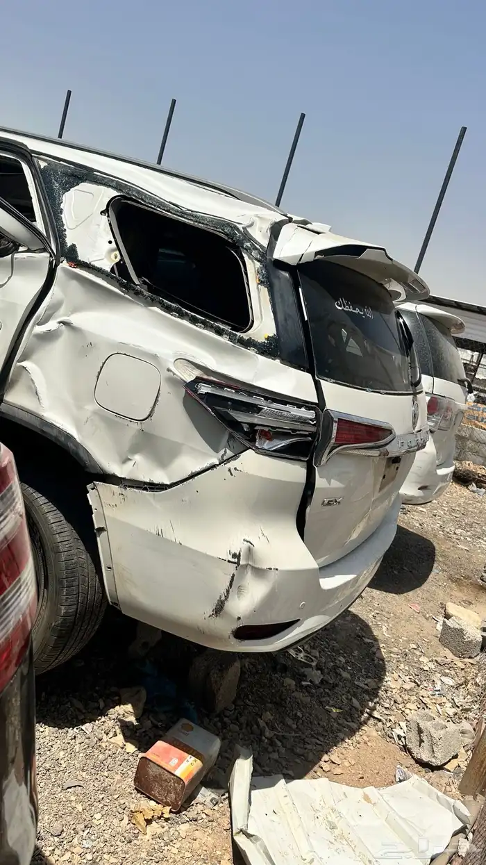 تشليح قطع غيار. فورش نر. هايلوكس ايسوزو انوفاء 14