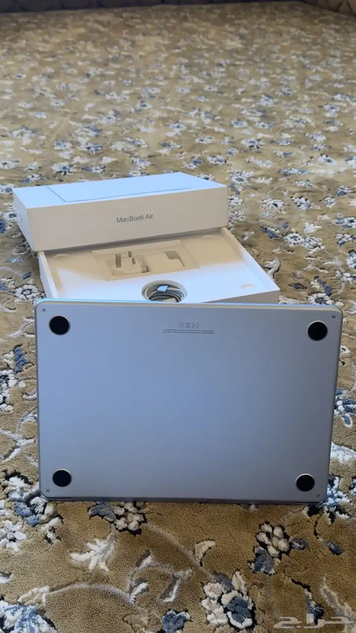 ماك بوك اير لون ازرق 16 قيقا 256 جديد دورة الشحن مره واحده 4