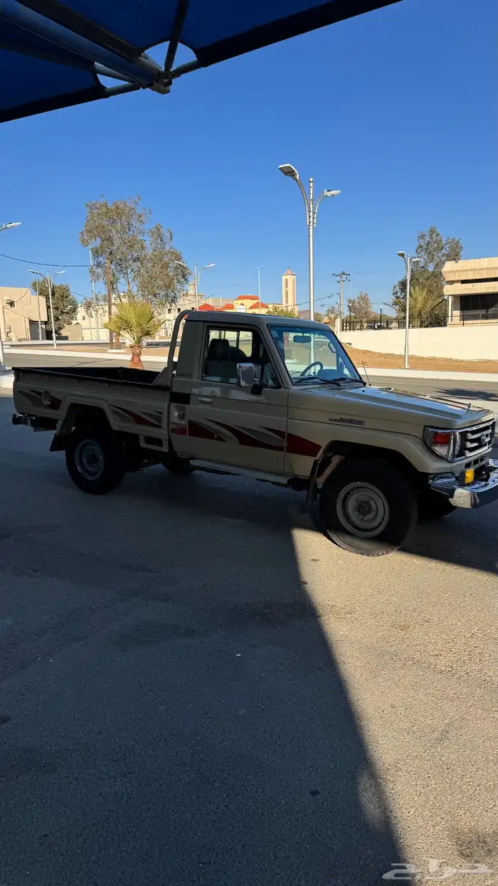 للبيع شاص مخزن 26