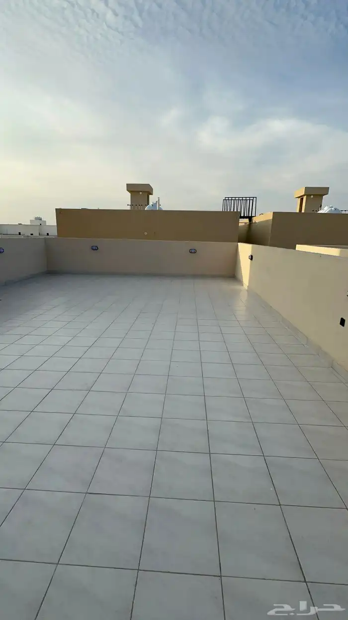 فيلا نظام شقق حي الصفوة مساحة 450م 26