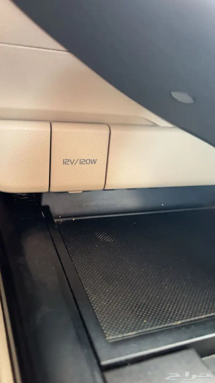 كامري هايبرد اللون ذهبي شبه الجديده 27