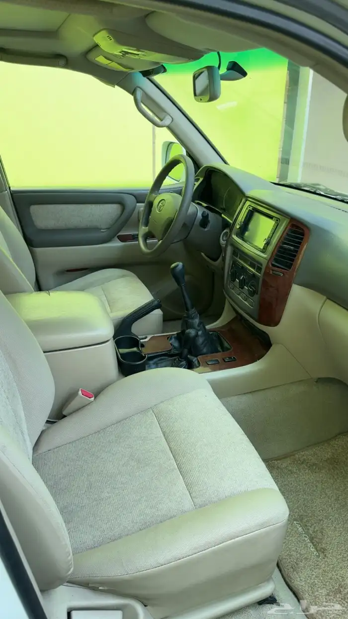 لاند كروزر 2005 قير عادي فل كامل دفلوك 6