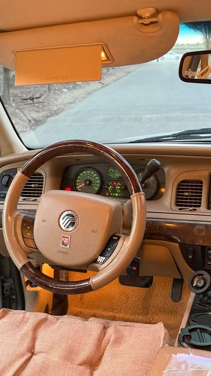 جراند ماركيز 2011 امريكي ممشى 460كم 10