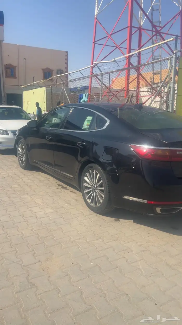 للبيع كادنزا. 2019 1