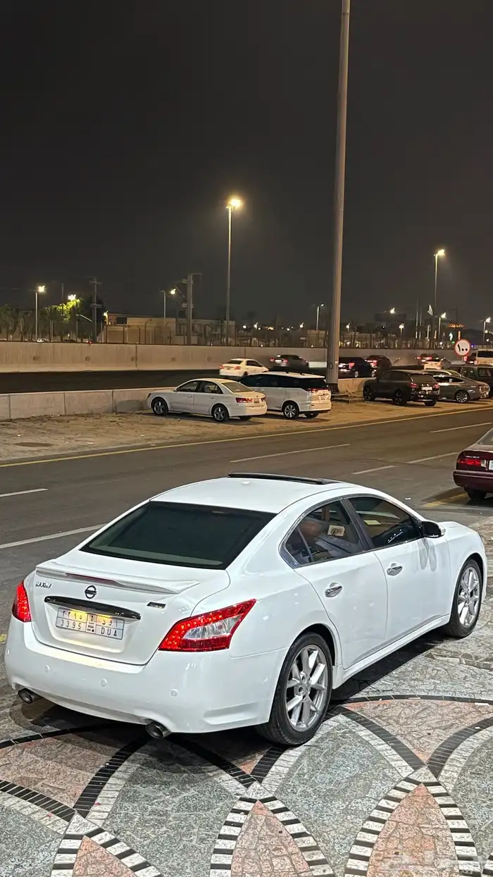 للبيع مكسيما 2010 فل كامل مالك ثاني 12