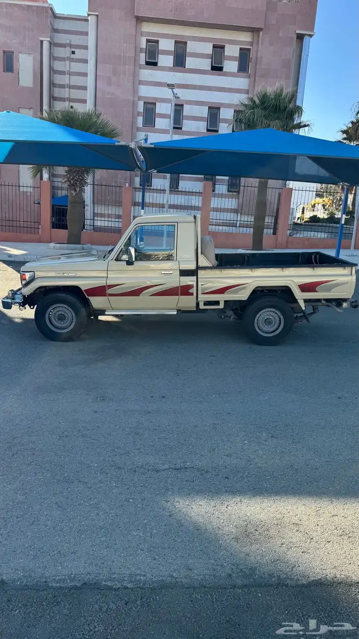 للبيع شاص مخزن 21