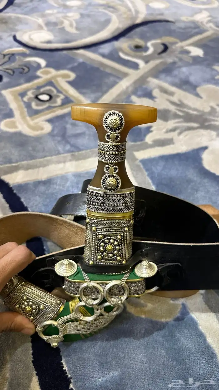 جنبية للبيع 1