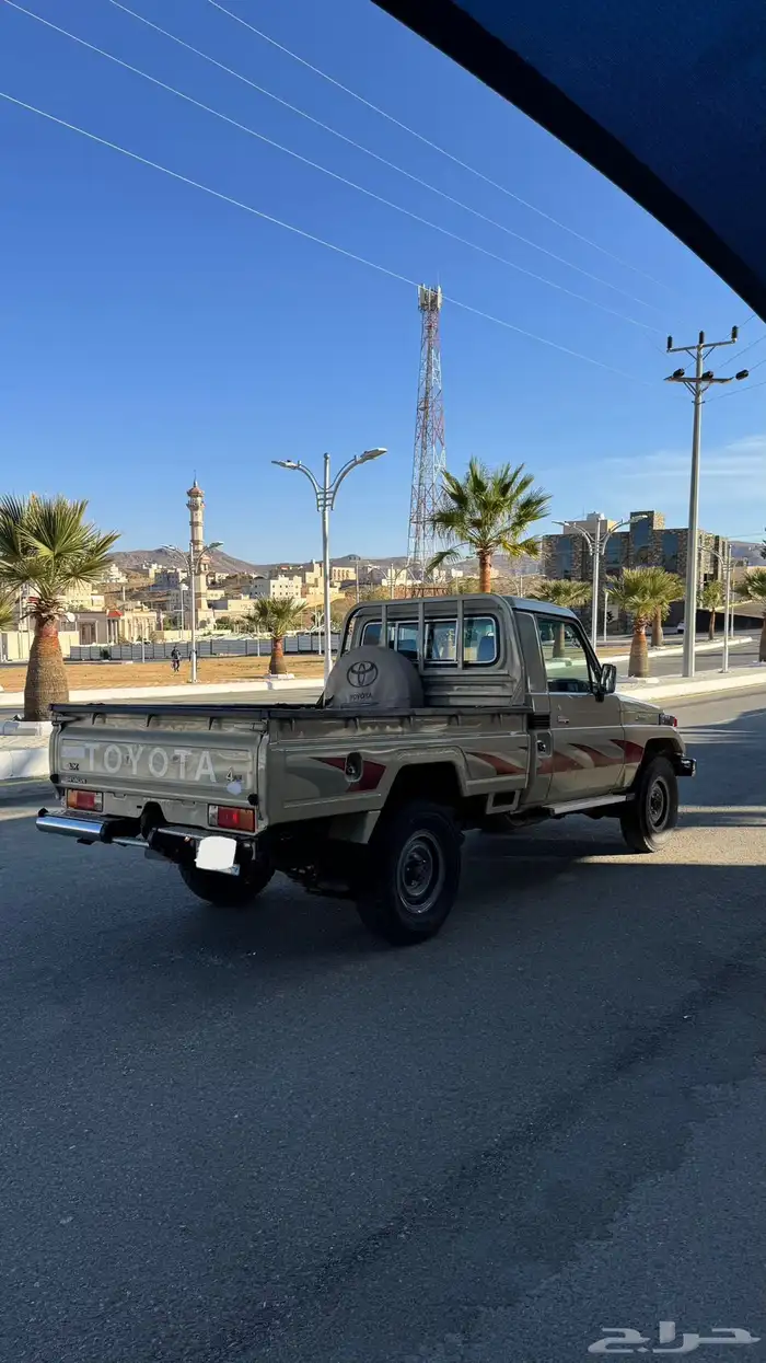 للبيع شاص مخزن 27