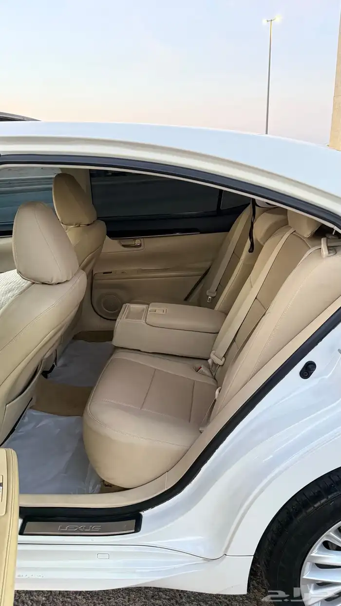 لكزس ES350 2014 18