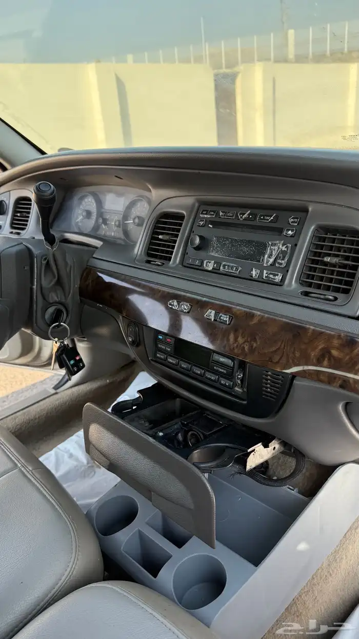 فورد ماركيز 2010 20