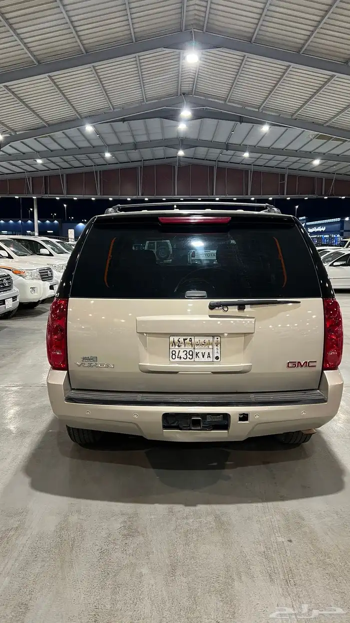 جي ام سي يوكن 2009 دبل 17