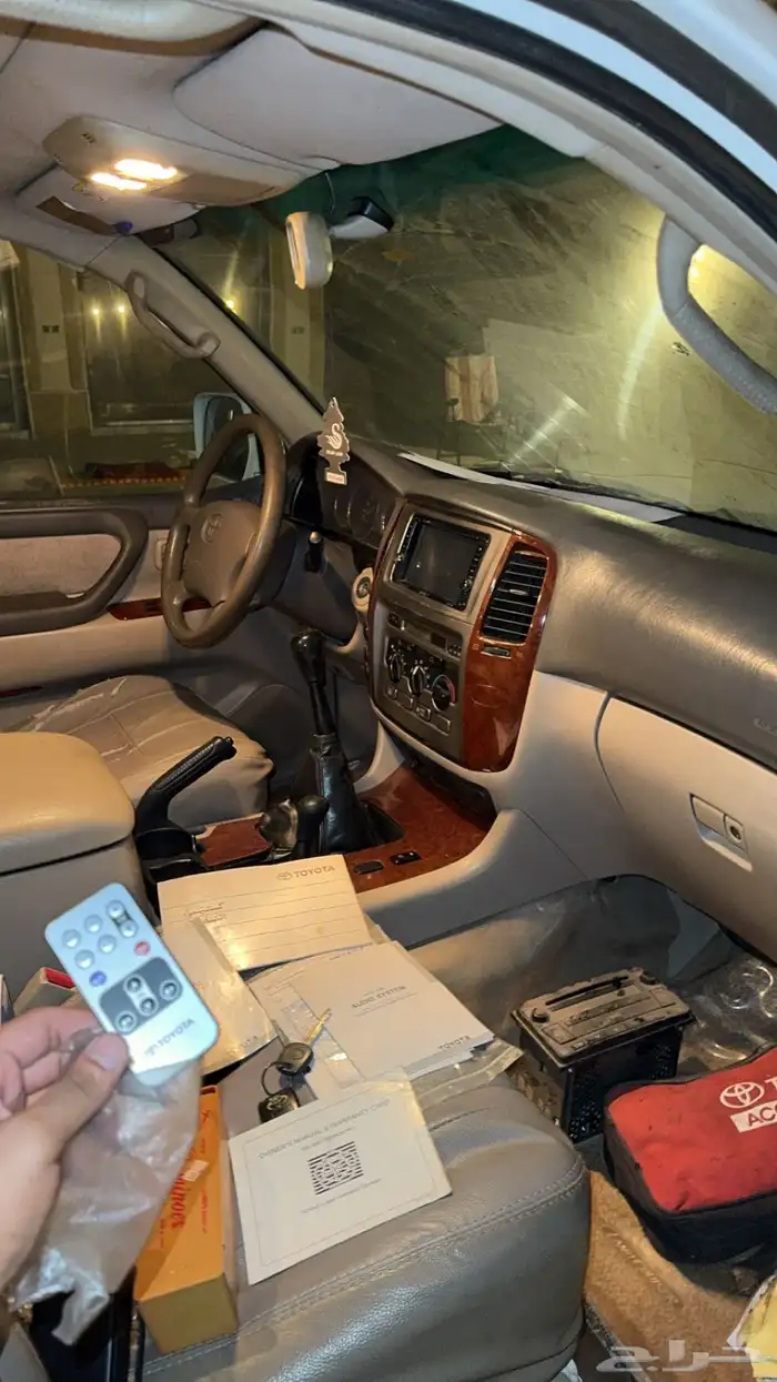 لاند كروزر 2005 قير عادي فل كامل دفلوك 7