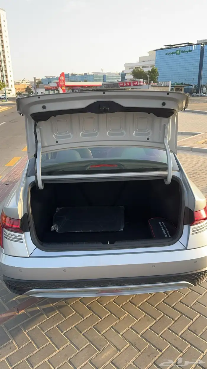 اكسنت وكالة نظيفة جدا 9