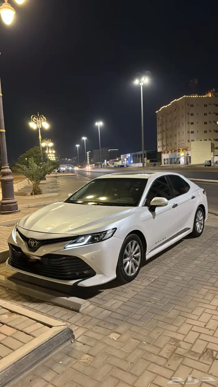 للبيع كامري 2020 2