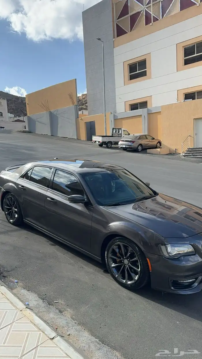 كرايسلر srt 7