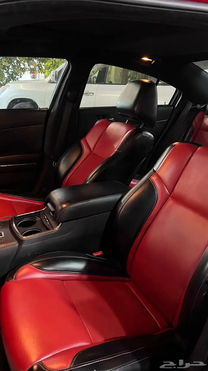 تشارجر 2012 للبيع 6