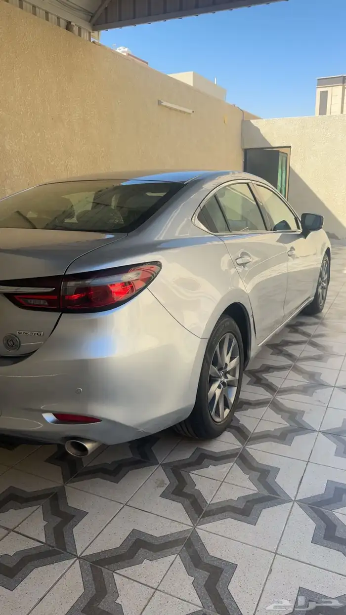 للبيع مازادا 6 مشروط من والي 1