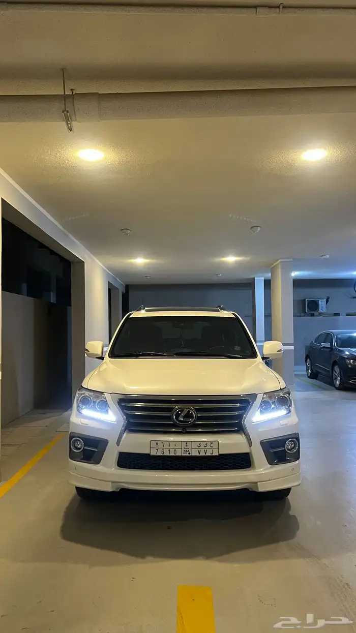 جيب لكزس SPORT 2014 1