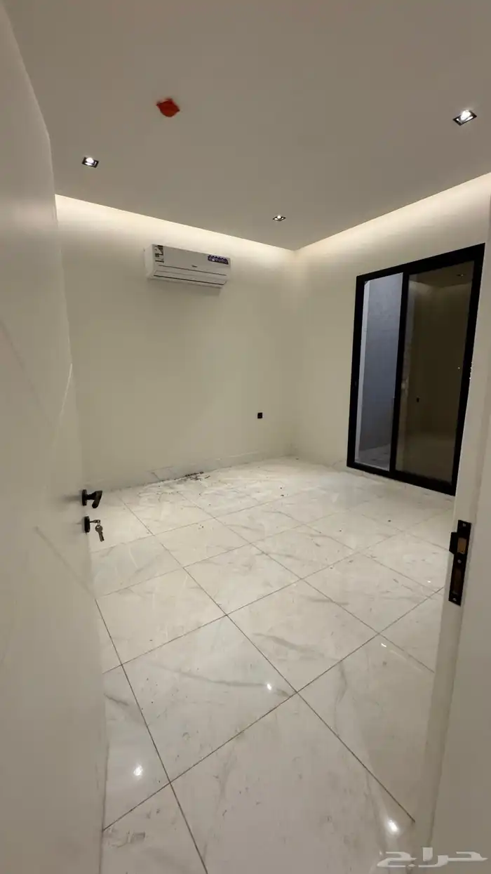 إعلان شقة للإيجار   حي الحمراء  الخبر 11