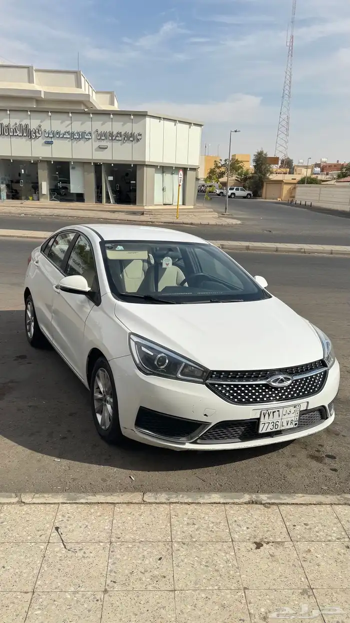 للبيع سياره شيري اريزو 5 2023 2