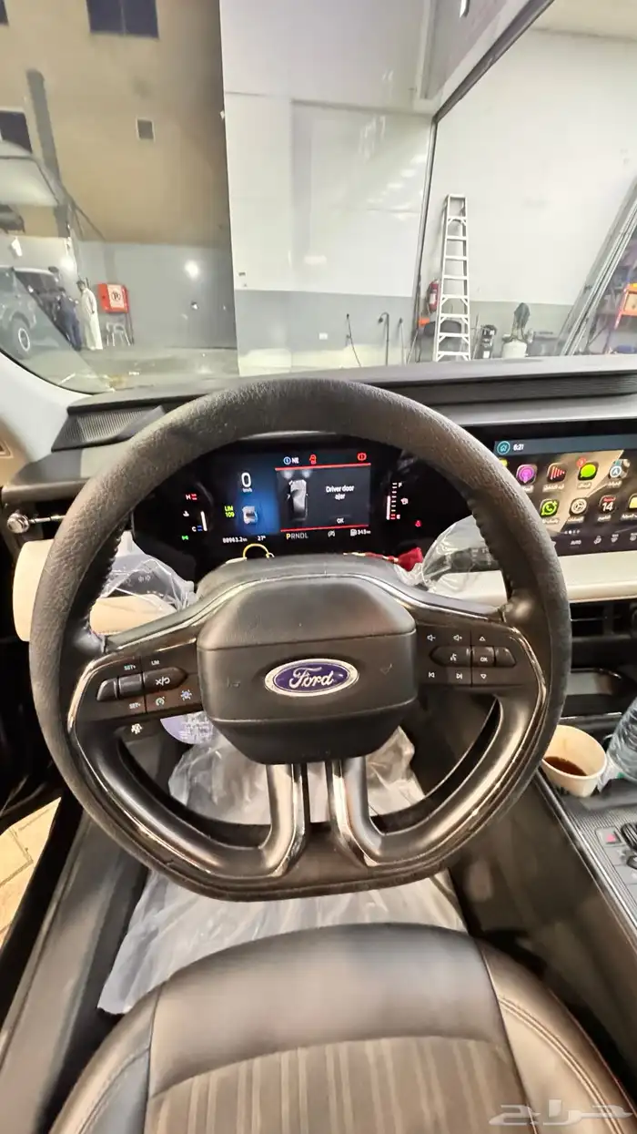 فورد تورس 2023 نص فل 10