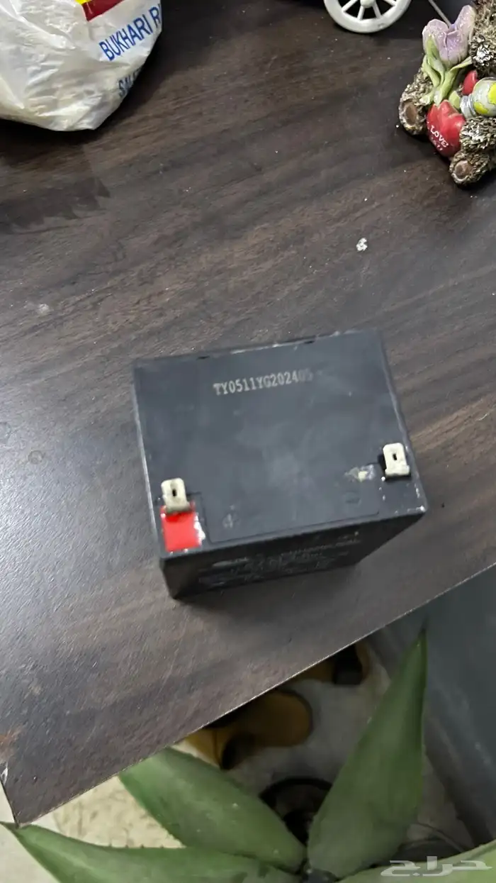 بطاريه 12 فولت 1