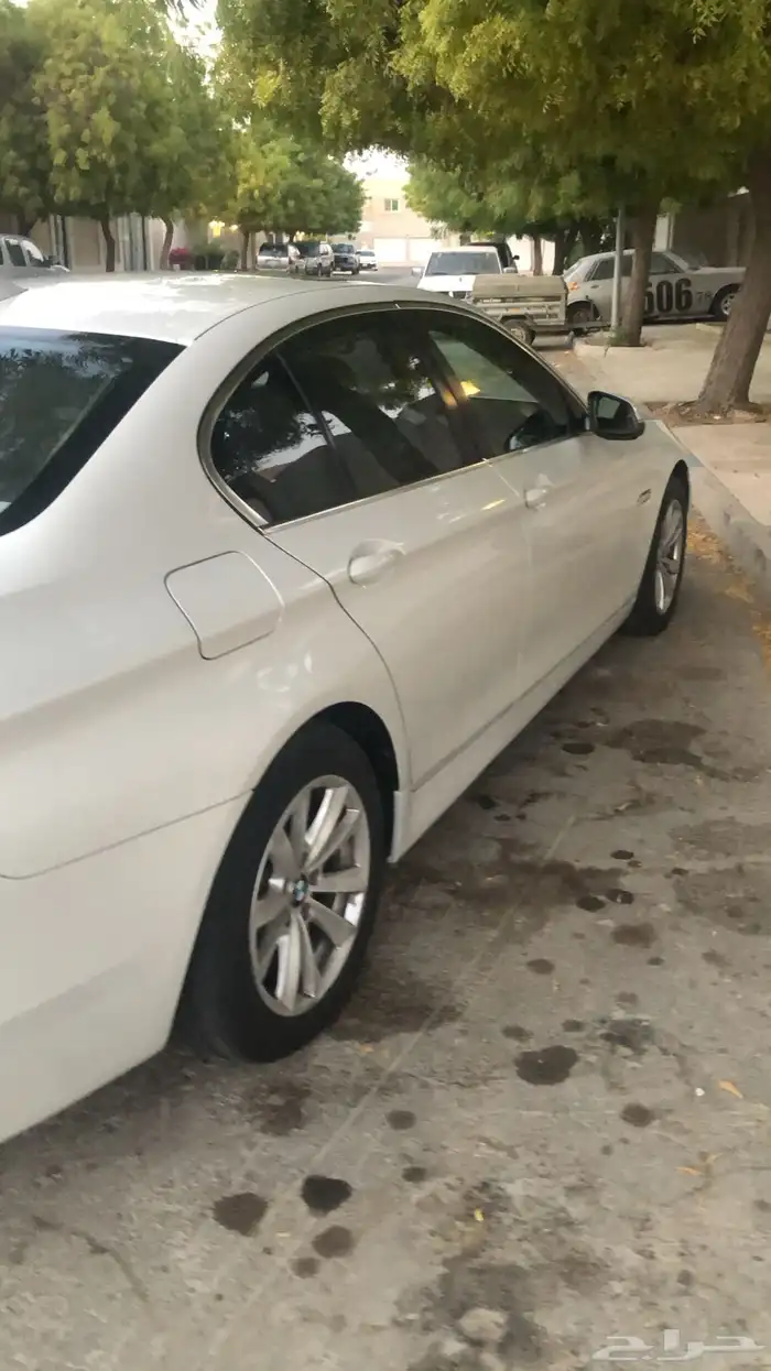 بي ام دبليو 520i موديل 2014 1