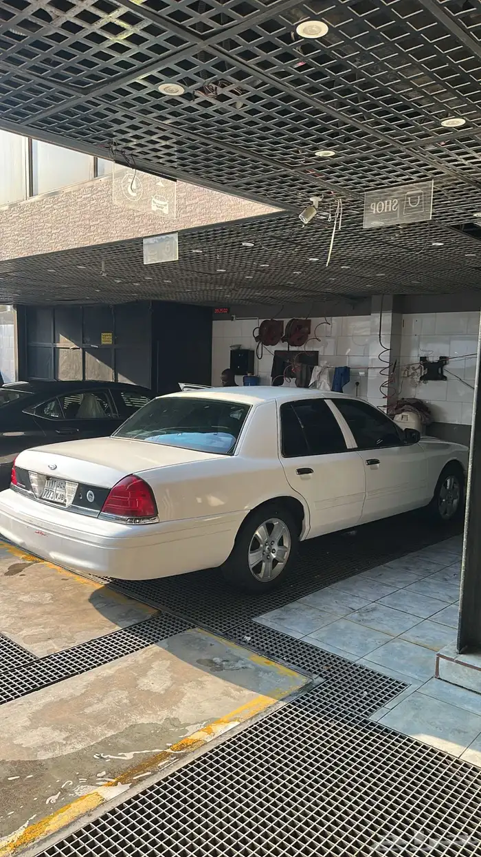 فورد فكتوريا 2010 0